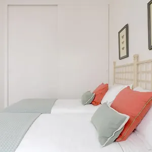  Apartment Plaza Nueva 2 Bedrooms & 2 Bathrooms Spain