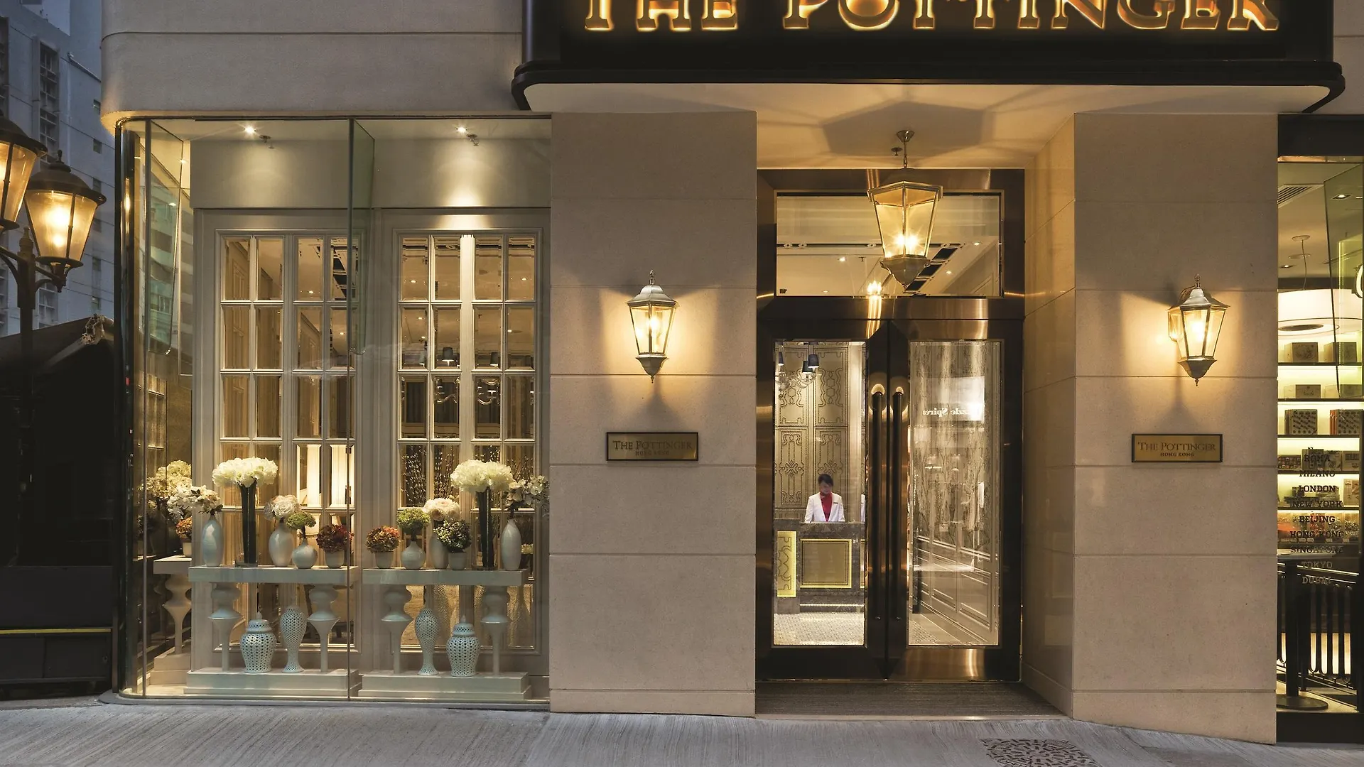 Hotel The Pottinger Hongkong 5*,  China