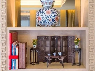 Hotel The Pottinger Hongkong 5*,